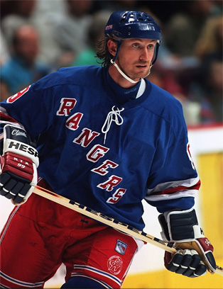 Gretzky avec les Rangers de New York en 1997.
