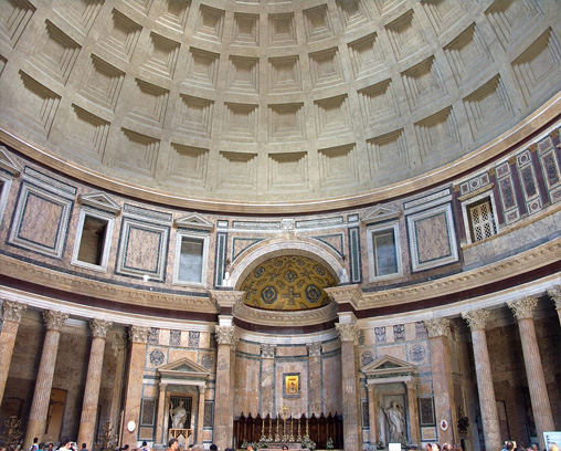 Structure romaine en béton, comme le Panthéon