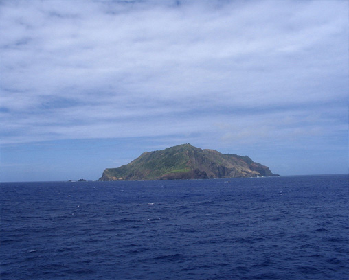 Côté ouest de l’île de Pitcairn
